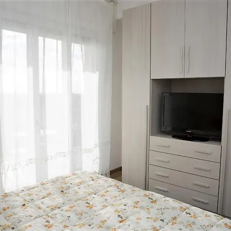 Apartment New Carrara Hospital